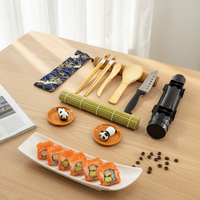 Le kit de fabrication de sushis pour débutants comprend des outils de moule à riz de cuisine et un tapis à sushi en bambou