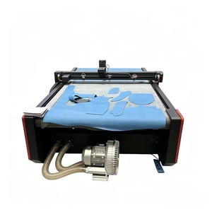 Machine de découpe CNC pour préimprégnés en fibre de carbone, petite machine de découpe de tissus composites avec une précision de 0,1 mm - Product Image 3