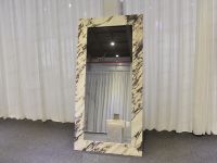 Miroir sur pied mural de grande taille en marbre Calacatta Viola avec cadre, miroir de maquillage personnalisé pour la décoration du corps