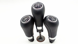 Pommeau de levier de vitesse de voiture en cuir enveloppé de 6 vitesses de pièces d'auto adapté pour Benz Vito W204 C180 - Product Image 3
