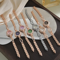 Nouvelle montre-bracelet élégante de style coréen, design croisé, alliage, mouvement à quartz, délicate, tendance, minimaliste pour femme