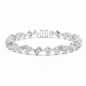 Bracelet de fiançailles en or blanc 14 carats avec cœur en émeraude et diamant de laboratoire en forme de poire, certifié luxe, cadeau élégant pour mariage ou anniversaire - Product Image 1