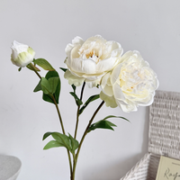 Lot de 3 fleurs artificielles en soie pivoine pour la décoration de la maison et des hôtels, ornements floraux modernes et durables pour la Saint-Valentin et Pâques