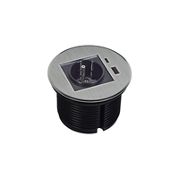 Enchufe de Corriente Alterna de Mesa BNT FR Estándar de 16 A con 1 Puerto USB-A + 1 Puerto USB-C, Aleación de Aluminio, IP44, Autoconexión a Tierra, 110-240 VCA, Uso Comercial