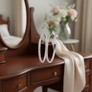 Boucles d'oreilles créoles en or blanc E4262, design géométrique, style classique unisexe, bijoux en alliage - Product Image 2