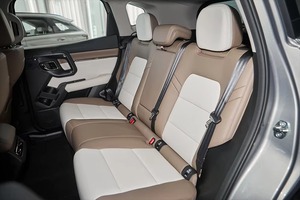 Offre Spéciale 2024 Haval Dargo Big Dog PHEV Hi4 102km Édition Tendance Plus Hybride 4x4 SUV pour Aventure Urbaine et <span class=keywords><strong>Camping</strong></span> en Famille - Product Image 4