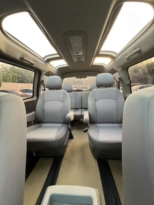 Dongfeng Lingzhi M5 2015 2.0L Automático MPV Seminuevo en Excelente Estado Precio Competitivo Gasolina Listo para Exportación Volante a la Izquierda Color Oscuro - Product Image 5