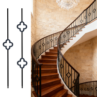 Design moderne populaire 44 pouces trèfle à quatre feuilles fer balcon garde-corps escalier main courante escalier balustre broche pour la Villa