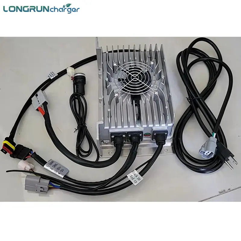 72V25A 96V18A NMC Li-Ion รถจักรยานยนต์ไฟฟ้าชาร์จ Onboard CAN2.0B และ PP/CP ตัวเลือก