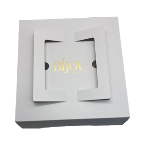 แผ่นกระดาษลูกฟูกแบบกำหนดเองป้ายแขวนกางเกงยีนส์พร้อมเคลือบเคลือบรีไซเคิลพิมพ์ลายนูนสีเต็มรูปแบบสำหรับบรรจุภัณฑ์เสื้อผ้า - Product Image 3