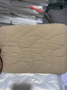 Housse de protection matelassée en polyester à vagues douces et moelleuses de 14 pouces avec fermeture éclair, sac de transport décontracté pour ordinateur portable pour le bureau/l'école. - Product Image 6