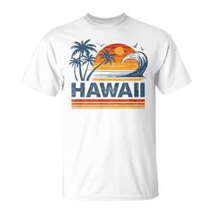Camiseta de playa retro vintage de Hawái con diseño de palmera al atardecer, talla unisex para adultos - Product Image 1