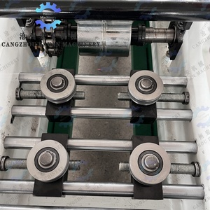 Machine de formage à rouleaux pour panneaux de clôture en acier coloré, à haute résistance, avec roulement à billes, vente directe usine - Product Image 5