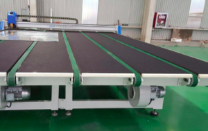 Linea di taglio del vetro CNC ad alta precisione