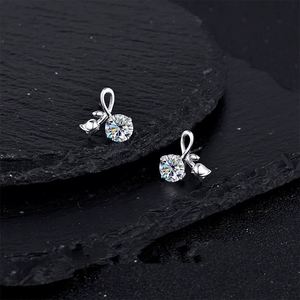Pendientes de Plata de Ley S925 con Baño de Rodio y Moissanita en Forma de Mariposas para Mujer - Product Image 4