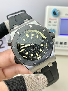 นาฬิกาดำน้ำสุดหรู ZF Factory รุ่น 15720 Cal.4302 |    ตัวเรือนสแตนเลสสตีล หน้าปัดสีน้ำเงิน ระบบอัตโนมัติ สำหรับธุรกิจและกิจกรรมกลางแจ้ง - Product Image 2