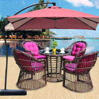Ensemble de meubles de jardin en rotin pour villa - Design minimaliste moderne, structure en plastique mobile, chaises et tables trois à cinq places