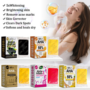 Jabón Artesanal en Barra de 80g con Rosa, Exfoliante, Control de Grasa, AHA, Glutatión, Cúrcuma, Colágeno y Ácido Kójico para una Piel Radiante - Product Image 4