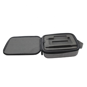 Étui de voyage écologique personnalisé pour l'électronique grande capacité en toile avec insert en PU avec fermeture à glissière sac de transport pratique - Product Image 3