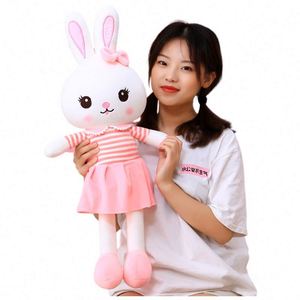 Venta al por Mayor de Peluches Suaves de 8 Pulgadas, Certificados por la CE, Juguetes de Animales de Granja Personalizados, MOQ Bajo, Conejitos de Peluche para Niños - Product Image 1