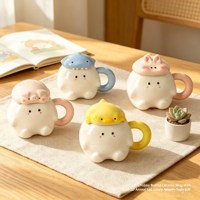 Lot de tasses personnalisées en gros avec animaux de dessin animé 3D, motifs mignons de cochon, requin, lapin, canard, approvisionnement en gros pour les magasins d'enfants et les boutiques de cadeaux