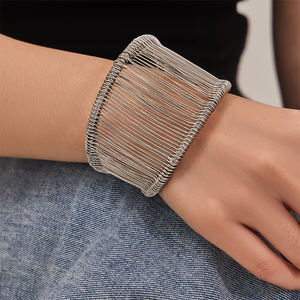 <span class=keywords><strong>Bracelet</strong></span> ouvert large de 5,3 cm en acier inoxydable HB0585, plaqué or véritable 18 carats, accessoire de mode unique et tendance - Product Image 3