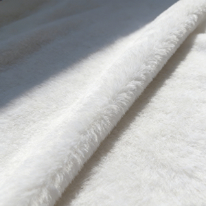 Offre Spéciale – <span class=keywords><strong>Tissu</strong></span> <span class=keywords><strong>Polaire</strong></span> <span class=keywords><strong>Minky</strong></span> Flanelle Double Face <span class=keywords><strong>Blanc</strong></span> 250, 280, 300 g/m² Personnalisable pour Sublimation – Vente en Gros - Product Image 2