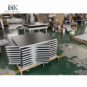 พรมแพลตฟอร์มสำหรับเวทีอุตสาหกรรมแบบพกพาพื้นหลังปรับระดับได้4 tarima แบบพกพาสำหรับงานอีเว้นท์ - Product Image 2