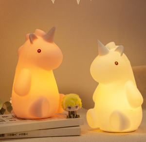 Veilleuse portable en silicone en forme de licorne pour bébés et enfants, lampe de chevet LED rechargeable par USB, douce au toucher et à intensité réglable - Product Image 5