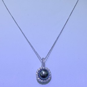 Colgante de Perla Tahitiana con Diseño de Girasol, Multiusos, con Luz Intensa y Ligeras Imperfecciones, 9-10 mm, Diseño de Hebilla Universal - Product Image 2