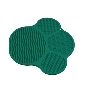 Food Grade <b>Silicone</b> Dog Lick Mat Anti-Slip Slow Feeder Pet Licking <b>Pad</b> with Suction Cup - Product Image 5