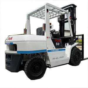 Chariot élévateur TCM 5 T d'occasion Moteur diesel à mât 3 étages de 5 tonnes, faible durée, hauteur de levage de 4000mm, bien entretenu, prêt à fonctionner - Product Image 1