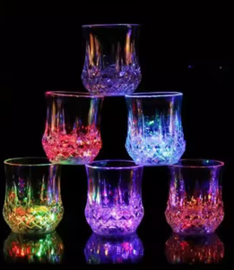 Vasos Luminosos Luckykoo, Vasos Intermitentes Activados por Líquido, Vasos Brillantes para Fiestas, <span class=keywords><strong>Tazas</strong></span> para Beber, Cerveza, para Clubes y Fiestas - Product Image 2