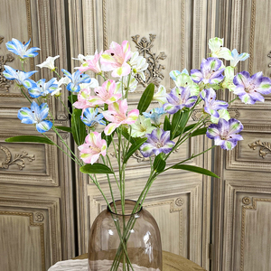 Bouquet de fleurs artificielles de lys mélangés fait main - Style festif pour mariage et décoration intérieure, en soie et plastique, vente en gros disponible - Product Image 1