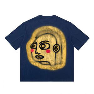 100% de coton en jersey uni avec col vieilli T-shirt graphique rétro à manches courtes - Product Image 5