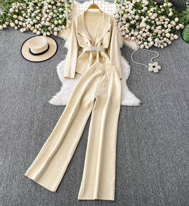 Costume de mode <span class=keywords><strong>Acteurs</strong></span> féminins avec des bretelles élégantes Costume tricoté Pantalon taille haute Ensemble <span class=keywords><strong>2</strong></span> pièces - Product Image 4