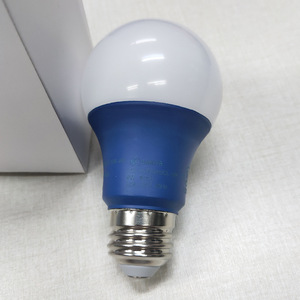 <span class=keywords><strong>Ampoule</strong></span> LED bleue A19 120V pour usage résidentiel, dimmable certifiée, garantie 3 ans, couvercle en plastique et aluminium - Product Image 4