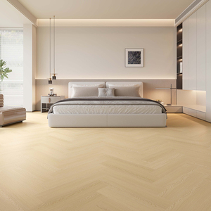 Suelo SPC en Espiga, Acabado Mate, Núcleo Rígido, Sin Base Adhesiva, 4 mm, Aspecto Mármol, para Interiores de Hotel - Product Image 2