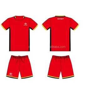 原装低价足球套件制造定制青年足球套件为足球俱乐部裁剪和缝制足球球衣