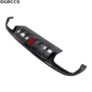 Pour mercedes-benz W205 C63 4 portes <span class=keywords><strong>Babos</strong></span> avec lumières <span class=keywords><strong>style</strong></span> fibre de carbone lèvre arrière diffuseur arrière lèvre de pare-chocs - Product Image 3