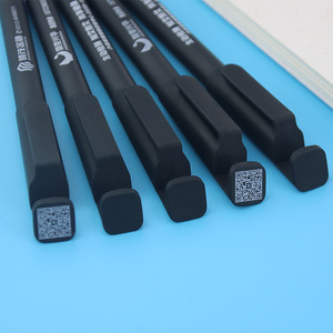Stylo publicitaire personnalisé avec logo, corps en plastique noir de 155 mm avec code QR pour cadeau publicitaire - Product Image 1