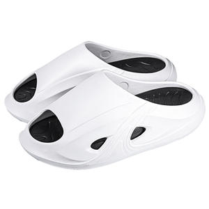 BreezeStep – Chaussons d'hiver légers, imperméables et respirants pour filles, personnalisables avec logo et marque privée, idéaux pour la plage et la natation - Product Image 2