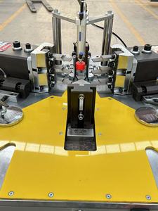 Machine de Combinaison d'Angles en Aluminium <span class=keywords><strong>PVC</strong></span> UPVC à Haute Vitesse Machine de Fabrication de Fenêtres et de Portes Avancée Machine de Jonction de Haute Technologie - Product Image 4