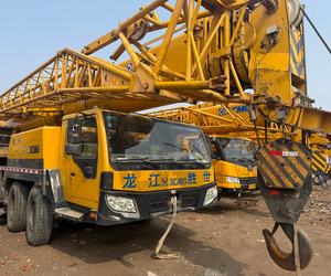 Grue mobile sur camion d'occasion QY70K-I 70 tonnes, QY50K-II tout-terrain, moteur Weichai, composants essentiels, meilleur prix à vendre - Product Image 4
