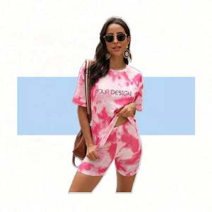 Ensemble deux pièces décontracté dégradé : T-shirt ample et short moulant – Style confort quotidien pour femme – Personnalisation du logo - Product Image 2