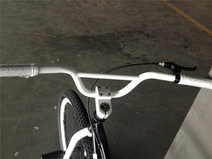 Vélo <span class=keywords><strong>BMX</strong></span> Freestyle 26 pouces à vitesse unique, roues larges, bleu ciel, pour figures et saut en air, vente en gros OEM - Product Image 4