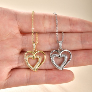 Compra al por Mayor de Joyería Ecológica de Cobre con Baño de Oro de 14k, Collar con Colgante de Doble Corazón con Micro Pavé de Circonitas, Regalo para Parejas - Product Image 6