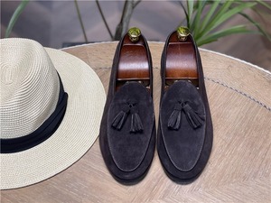 Zapatos de conducción británicos retro con estilo italiano para hombres, mocasines sin cordones con borlas, zapatos casuales fáciles de usar para hombres - Product Image 6