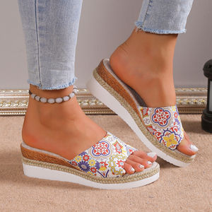 Sandales à talon compensé pour femme, nouveau style été 2025, décontractées et tendance, à une bride, pour la plage A11 - Product Image 2