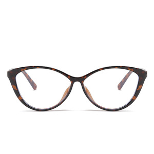 La montura ultraligera TR90 estilo retro con diseño de ojo de gato y efecto caparazón de tortuga es adecuada para mujeres con miopía, para usar con lentes anti-luz azul de alta gama. - Product Image 5